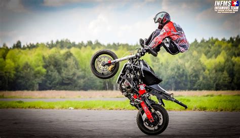 Black & Red Stunt bike | Stunt bike, Stunts, Bike