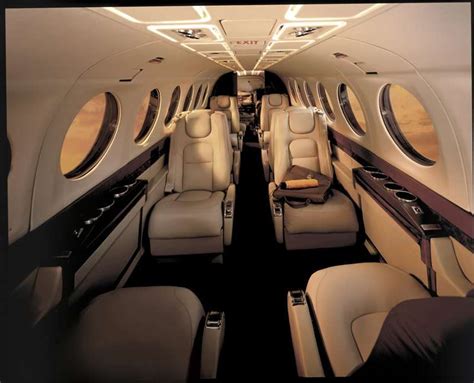 Beechcraft King Air 300 | Stratos Jet Charters, Inc.