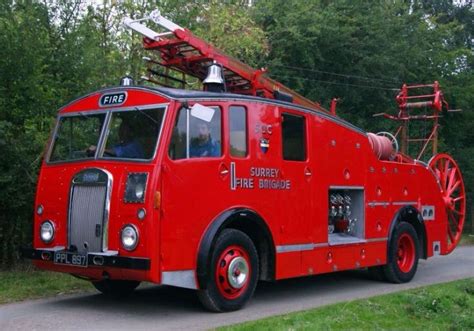 175 Best images about Old Fire Trucks on Pinterest | Fire fire, Trucks ...