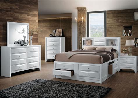 White Bedroom Storage - Bellaby White Storage Panel Bedroom Set ...