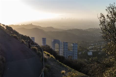 Nearly half of Americans breathe dirty air, report finds - CBS News