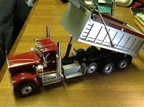 Kenworth W925 Conventional Semi Tractor -- Plastic Model Truck Kit -- 1 ...