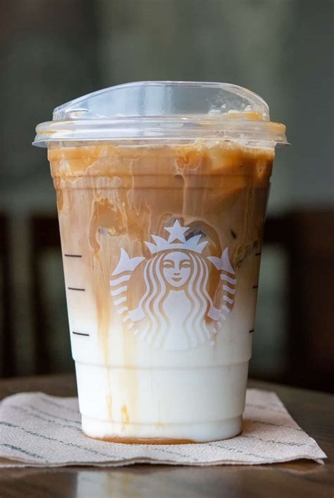 Starbucks Caramel Macchiato Guide: Including Caffeine & Sizes » Grounds ...