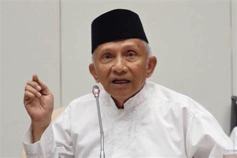 Amien Rais criticizes 'deception' in land certification | Republika Online