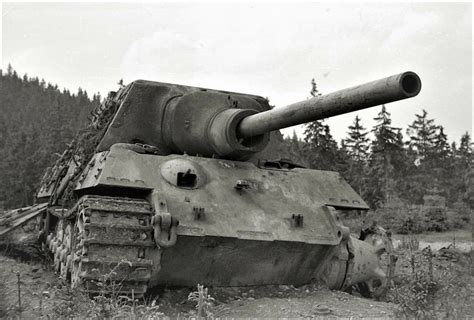 K.O. Jagdtiger from s.Pz.Jg.Abt. 512, near St Andreasberg on 15 April ...