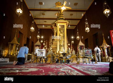 Inside the Silver Pagoda, Royal Palace, Phnom Penh, Cambodia Stock ...