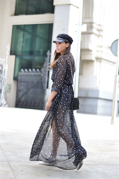 BLACK LONG DRESS WITH STARS PRINT - Wear Wild