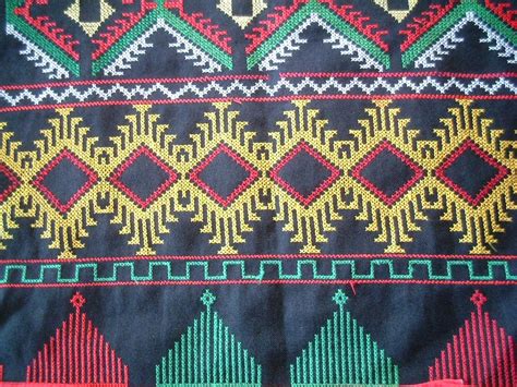 Traditional Filipino: T'boli stitched pattern. Taken in Lake Sebu ...