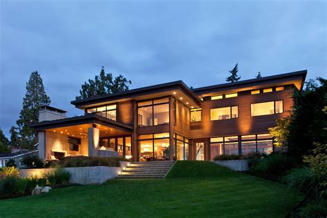 Contemporary Mercer Island lake house infused with Asian touches