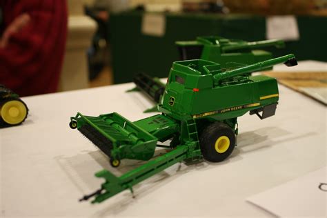 1/64 John Deere 9501 | Custom Farm Toys | Farm toys, John deere toys, Toys