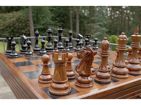 Wooden garden chess set - King's height 7.87" : Chess Shop Online