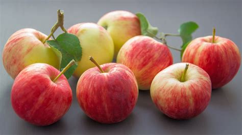 Las variedades de manzana roja más saludables para tu cuerpo