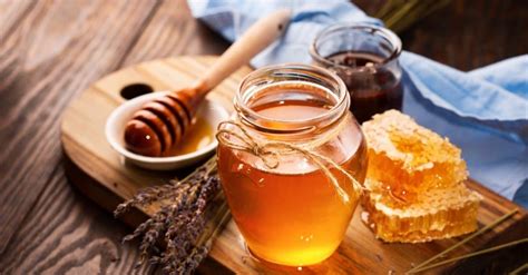 Why honey does not have an expiration? – Bees Partners