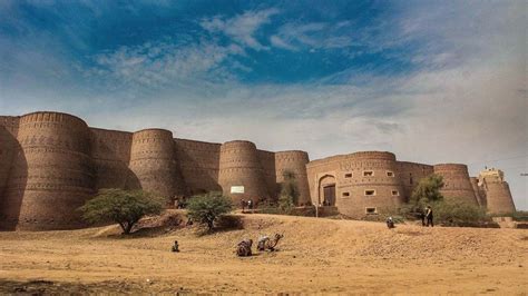 Cholistan Desert - Bahawalpur - Punjab - Pakistan Travel Guide