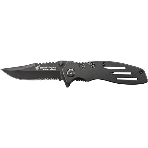 Smith & Wesson® SWA24S Extreme Ops Liner Lock Folding Knife | Smith ...