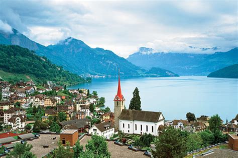 A Guide to Weggis, Switzerland, by Ravinia President Welz Kauffman ...