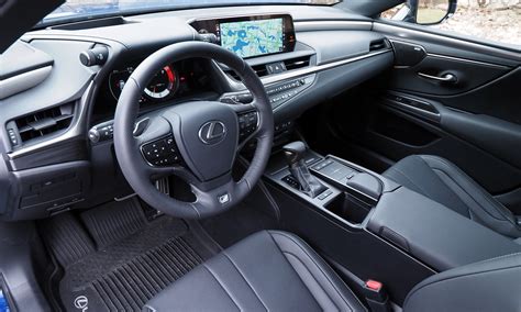 2019 Lexus ES Pros and Cons at TrueDelta: 2019 Lexus ES 350 F Sport ...