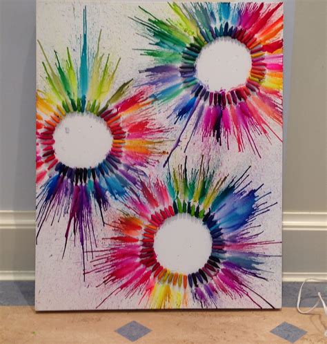 Rainbow Circles Crayon Art | Crayon art diy, Crayon canvas art, Crayon ...