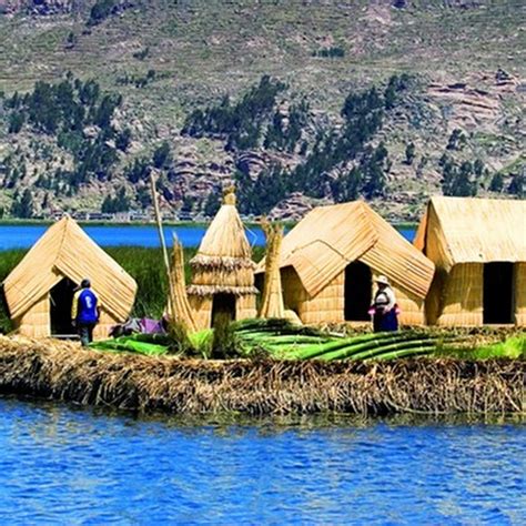 The Floating Islands of Lake Titicaca | Amusing Planet