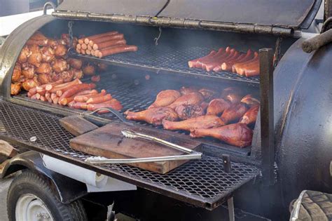 What Is The Difference Between Barbecuing, Smoking, & Grilling? | BBQ