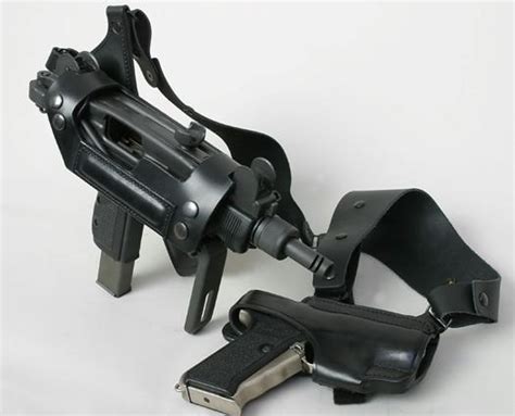 [WTB] A shoulder holster rig for an old uzi pistol : r ...