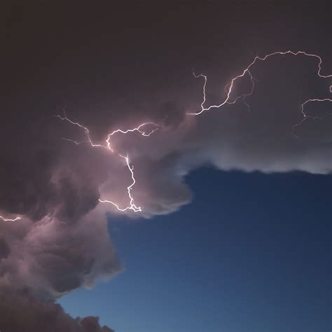 What is Heat Lightning ... and Is It Dangerous? | Family Handyman