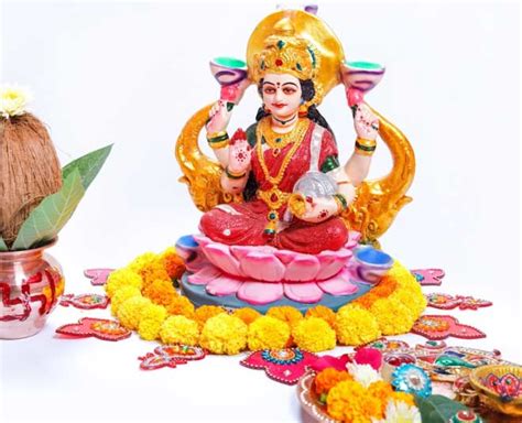 Dhanteras 2021: Astrologer Shares Puja Vidhi, Dos And Don'ts For The ...