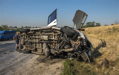 At least 20 Killed in Egypt's Bus Crash | Al Bawaba