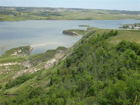 Lake Sakakawea, North Dakota | North dakota, Favorite places, Water skiing