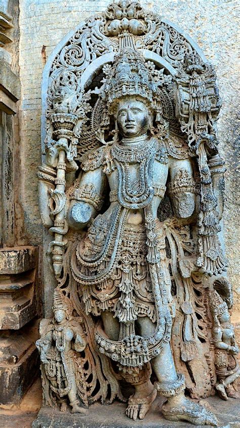 'Magnificent Murti of Dwarapalaka from Hoyasaleshwara Temple, Halebidu ...