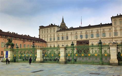 The Royal Palace of Turin, Italy - Traveldigg.com