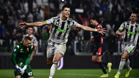 Juventus 2-1 Genoa: Ronaldo penalty gives 10-man champions late winner ...