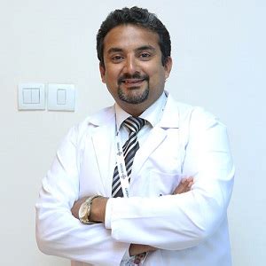 DR MRINAL SHARMA BEST ORTHOPEDIC SURGEON - Peace Medical Tourism