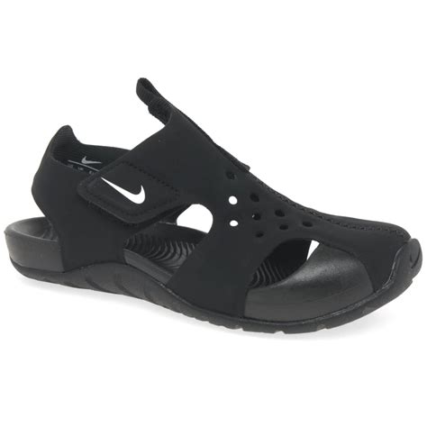 Nike Sunray Protect Kids Water Resistant Sandals | Charles Clinkard