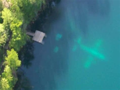 Gilboa Quarry - Aerial view of plane through clear water