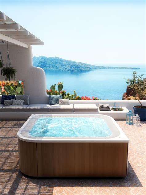 All whirlpools are not the same: Jacuzzi®