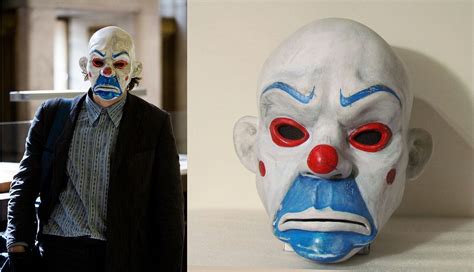 TDK Joker Bank Heist Mask、Knife | Movie props, Joker, Mask