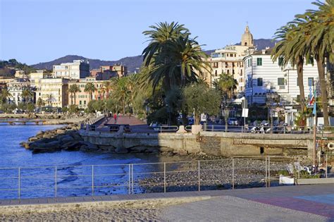 Rapallo . Free Beaches, Castle on the Sea, Rapallo Map • Italy Travel Ideas