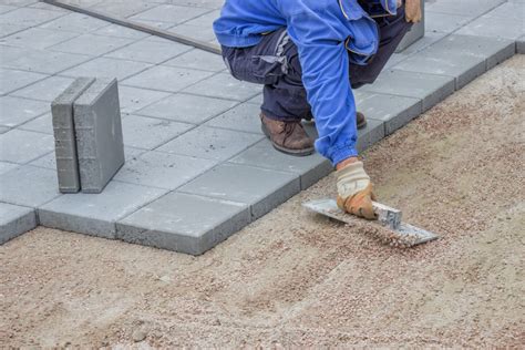 A DIY Guide to Concrete Pavers for Driveways | Zillow