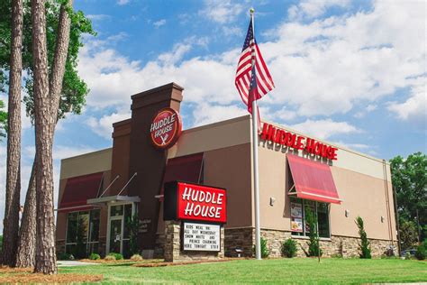 Huddle House Opens 83rd Restaurant in Georgia to Eager Crowds ...