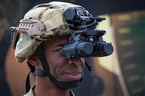 After Year-Long Delay, Soldiers to Get New Night-Vision Gear – Armed ...