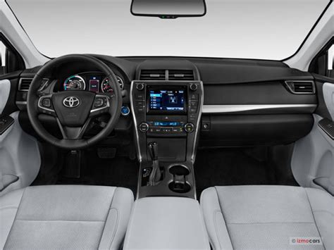 2015 Toyota Camry Hybrid: 60 Interior Photos | U.S. News