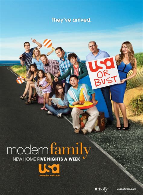 Modern Family Poster Season 1