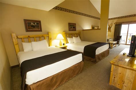 Great Wolf Lodge Kansas City: 2019 Room Prices $150, Deals & Reviews ...