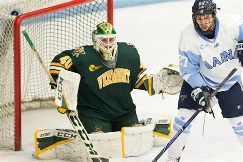 UMaine Hockey Scores 6-2 Win