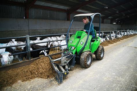 YORKSHIRE DAIRY GOAT FARMER SAYS AVANT MACHINES ARE PEFECT FOR HIS ...