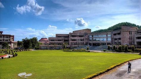 IIT Guwahati to offer UG courses in Data Science and Artificial ...