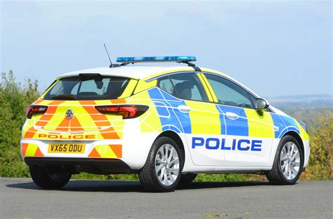 Vauxhall Gets UK's Biggest Police Car Order | GM Authority