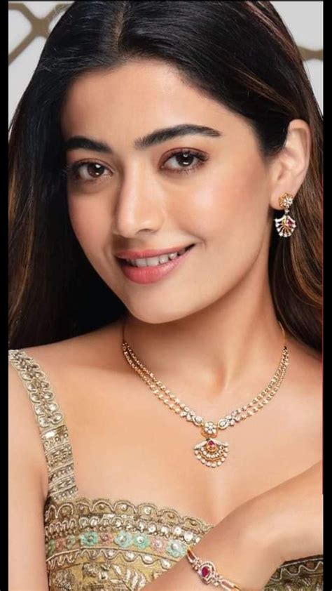 Pin by Naveen Patel on rashmika mandanna | Jewelry, Beautiful women ...