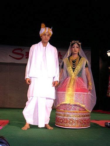 Traditional Dress of Manipur | Traditional outfits, Traditional dresses ...